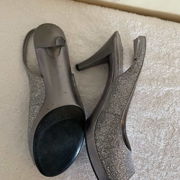 Nine West sling back heels - Picture 4 of 6